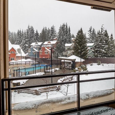 Ferienwohnung Creekside Slopeside 1Br With Pool, Hot Tub, Bbq Whistler Exterior foto